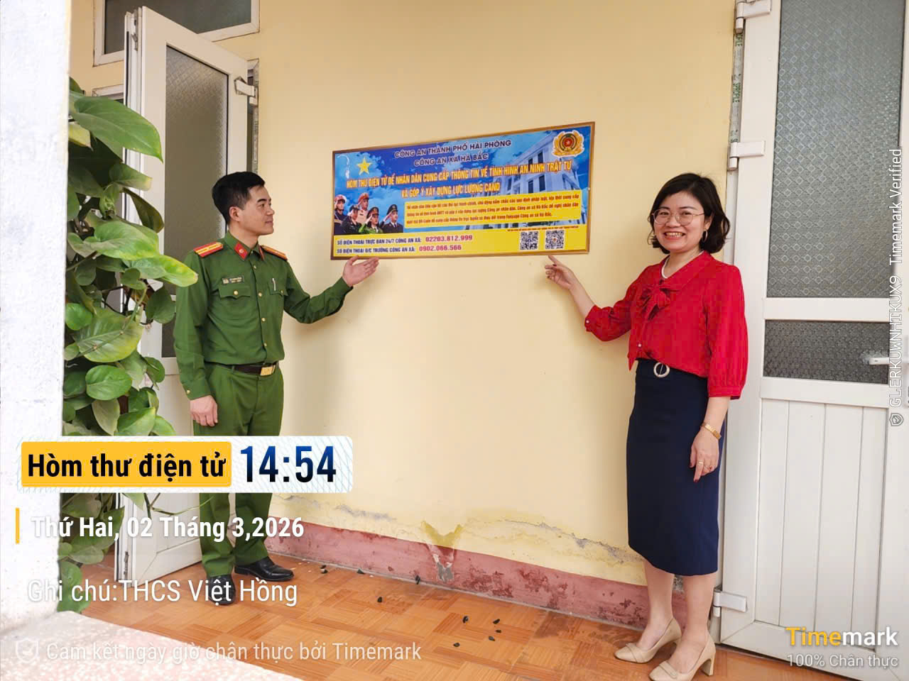 Công an xã Hà Bắc triển khai sáng kiến lắp đặt hòm thư online lắng nghe ý kiến nhân dân